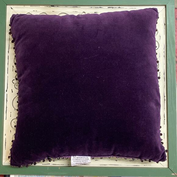 Bed, bath, and beyond plum‎ purple velvet pillow with crystal beaded trim - Picture 1 of 5